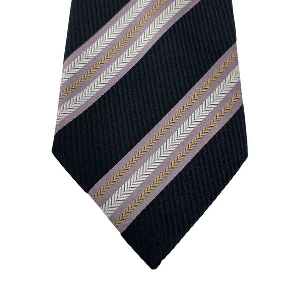 Gucci NEW Men's Tie Chevron Striped Logo Black Woven 100% Silk 3.75" (W) 58" (W) - Picture 8 of 11